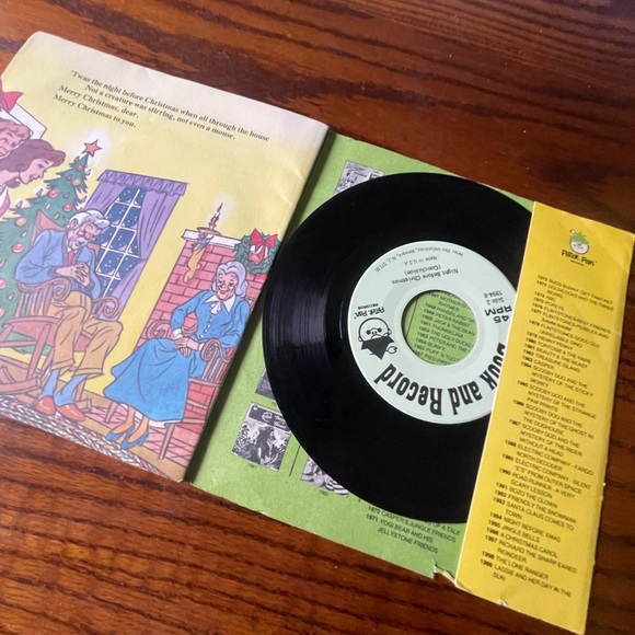 The Night Before Christmas Record and Book 45 RPM 7” w/ A Visit from St Nick bk - Picture 3 of 12